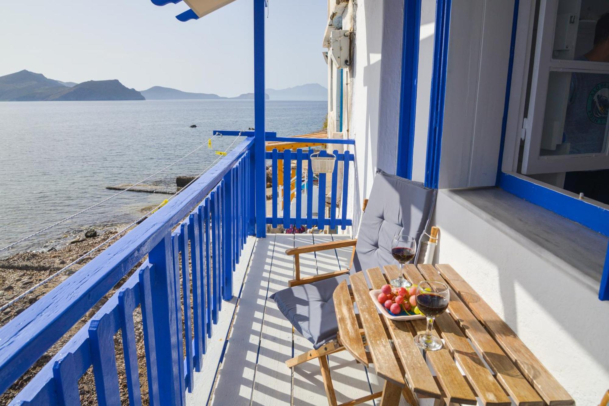 Blue Sea House Guest House Klima  Exterior photo
